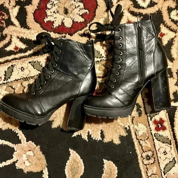 Black Combat Booties || Size 5.5 - Picture 5 of 8